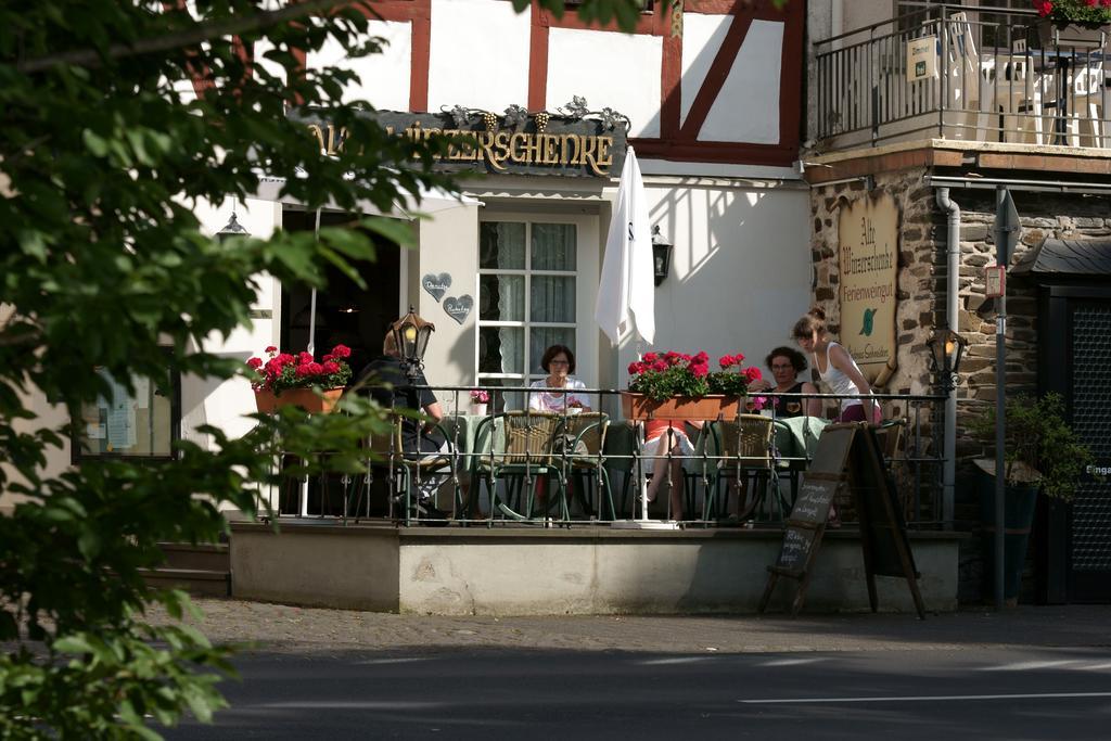 Alte Winzerschenke Hotell Bruttig-Fankel Eksteriør bilde
