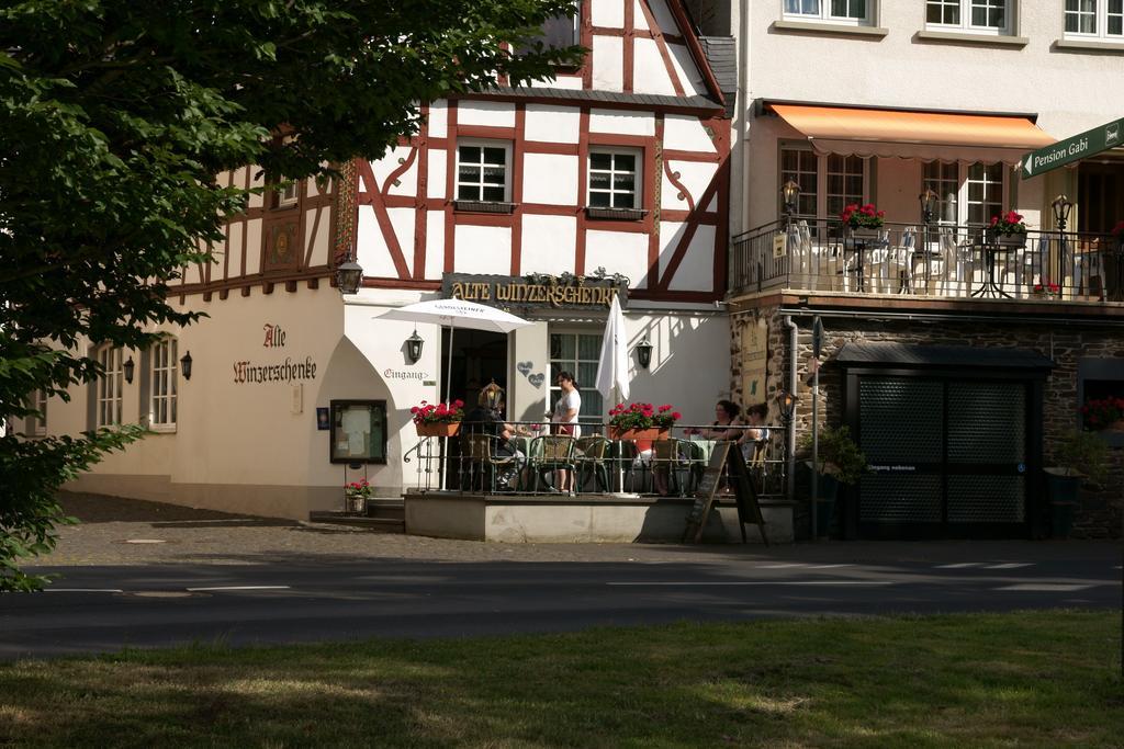 Alte Winzerschenke Hotell Bruttig-Fankel Eksteriør bilde