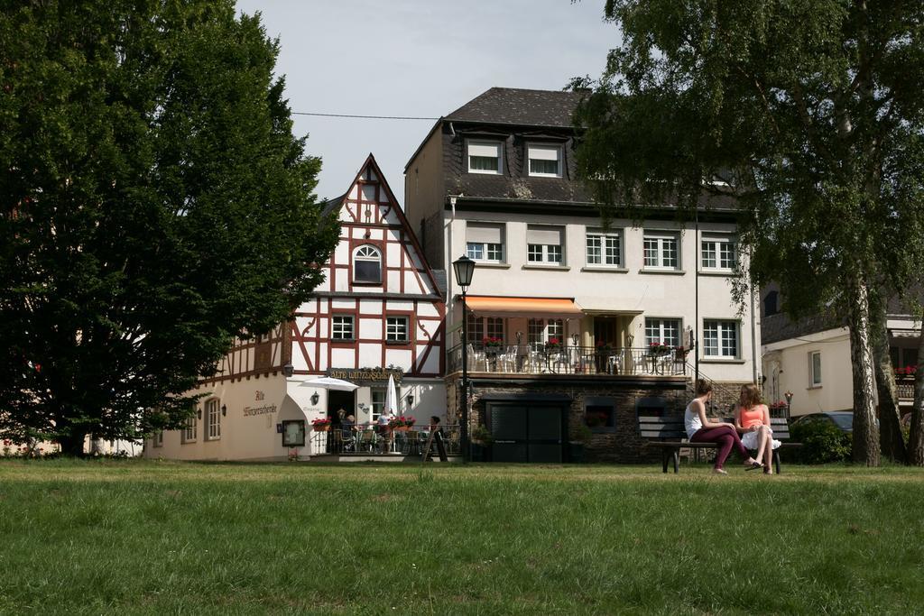 Alte Winzerschenke Hotell Bruttig-Fankel Eksteriør bilde